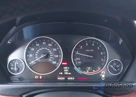 2013 BMW 335I из США, поврежденный, VIN WBA3A9C55DF476475